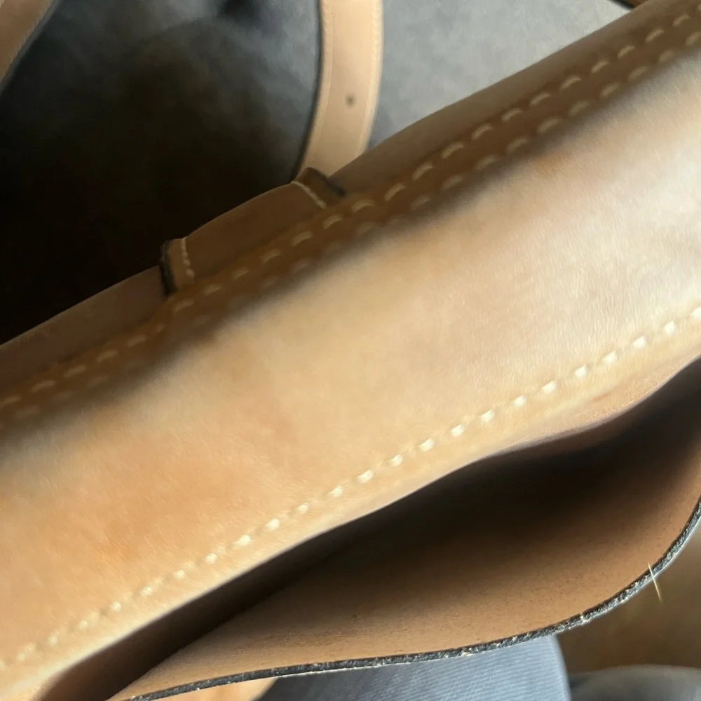 Patricia Nash Leather Crossbody Bag - Picture 4 of 8